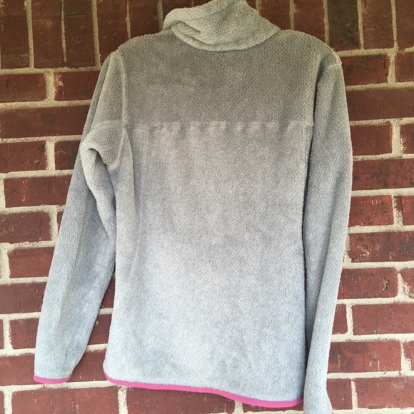 Patagonia Women Soft Gray Pink S Pullover Sweater - Picture 3 of 7